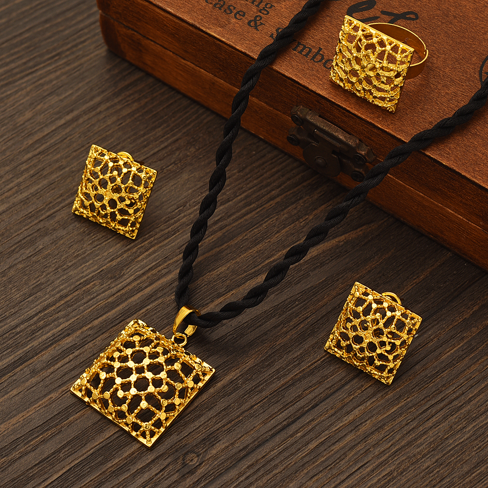 Fashion Square Gold Color Jewe - огляд і ціна Men Accessories In Dubai